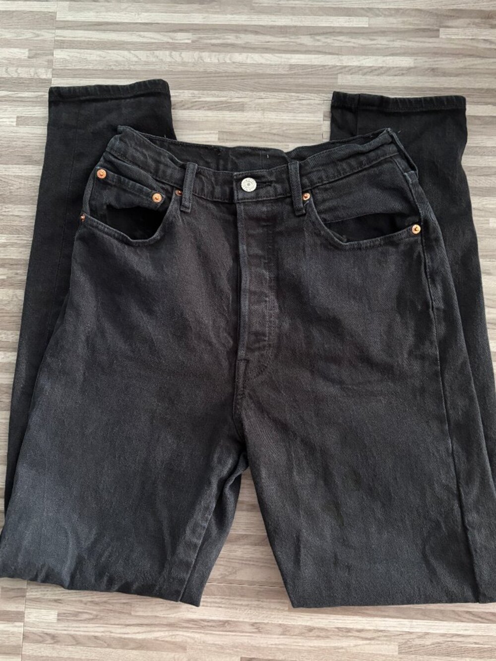 Levi Ribcage Straight full length button fly black jeans 27 x 31